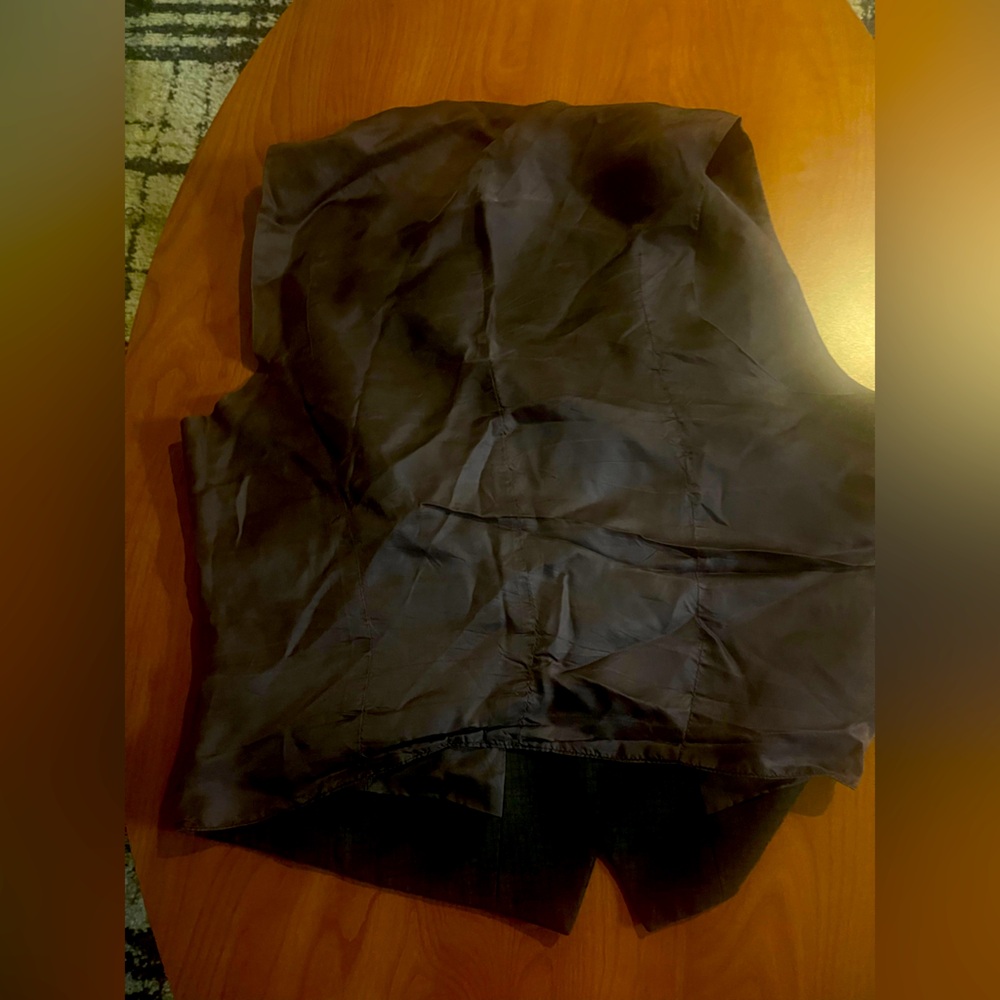 Men's Black Vest - Picture 2 of 5